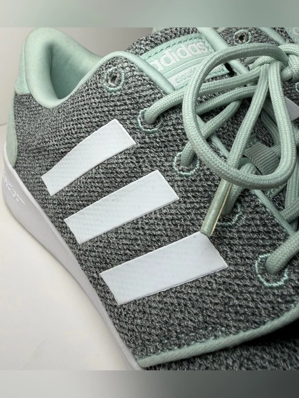 Adidas Womens 8.5 Cloudfoam QT Racer Sneakers Running Shoes Gray White Green